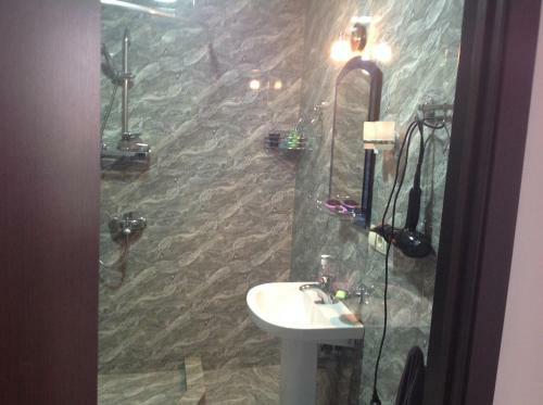 Studio Apartment On Khimshiashvili 15