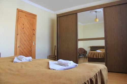Hostal Eka&nino Guesthouse