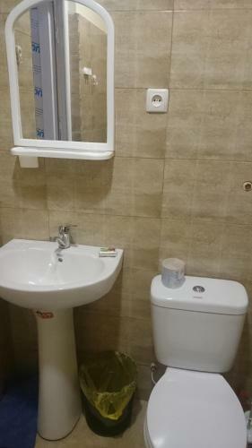 Hostal Guest House Econom