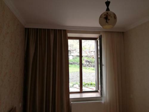 Hostal Guest House On V. Pshavela 36