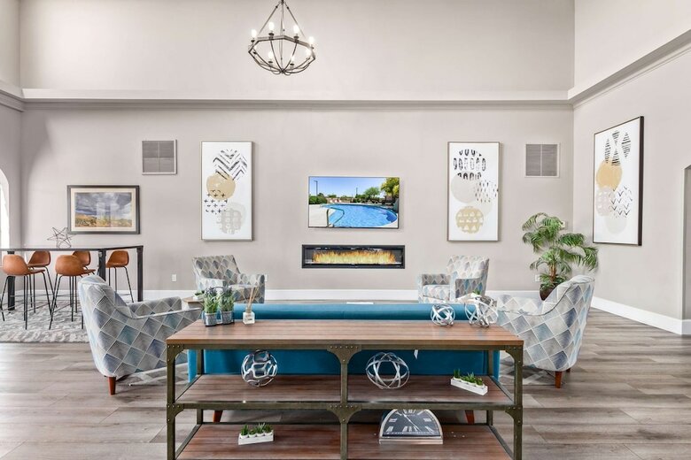 Hotel Fountain Hills Resort By Holiday Inn