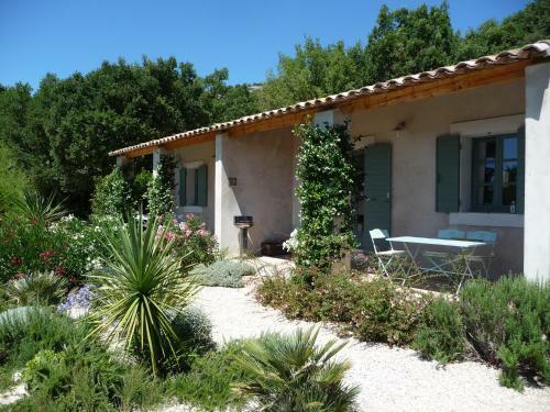 Chambre Du Platane - Bed & Breakfast