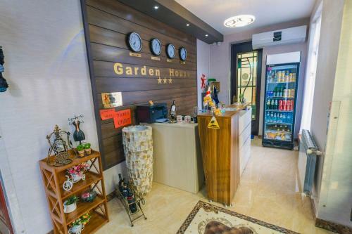 Hotel Garden House