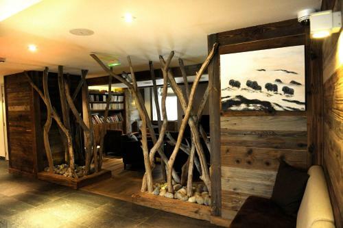 Hotel La Tovi�re