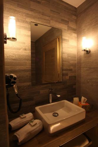 Hotel La Tovi�re