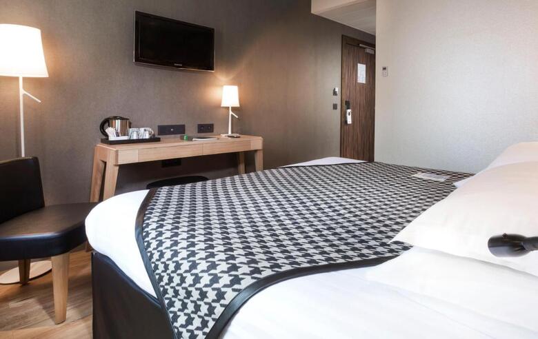 Quality Hotel Acanthe - Boulogne Billancourt