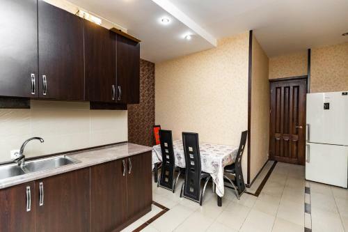 Sports Palace Apartment