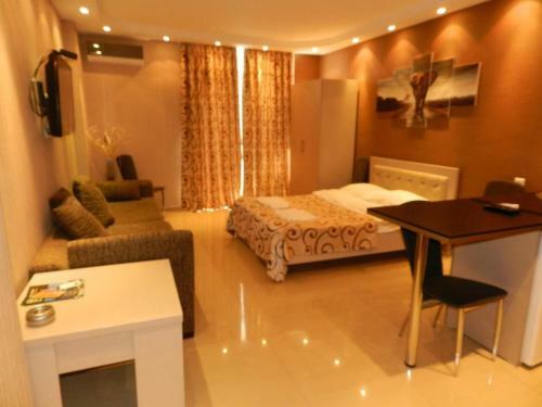 Apart Hotel In Black Sea Tower