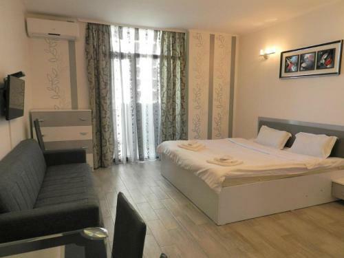 Apart Hotel In Black Sea Tower