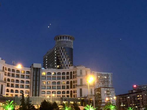 Apart Hotel In Black Sea Tower