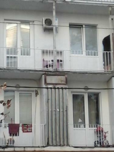 Apartamento Violaceous Rooms
