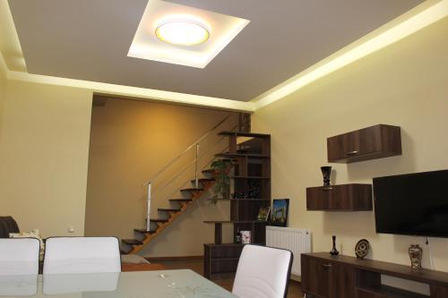 Apartments Gorgiladze 50/52