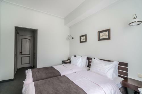 Prestige Palace Hotel