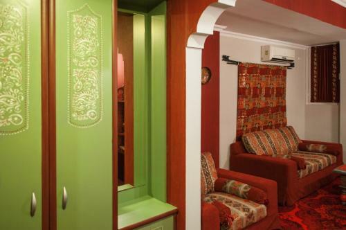 Prestige Palace Hotel