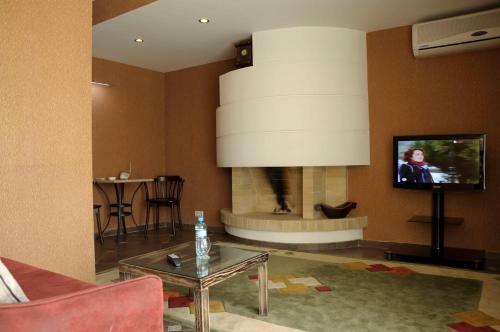 Prestige Palace Hotel