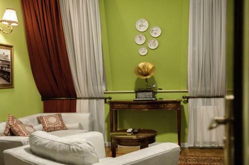 Prestige Palace Hotel