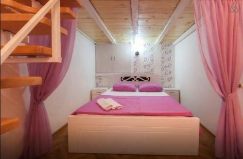 Apartamento Comfortable Flat In Central Tbilisi