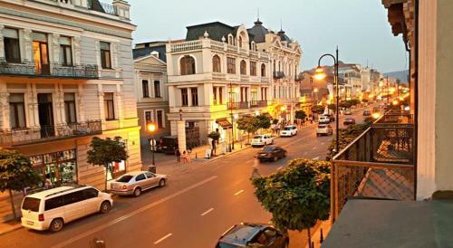 Apartamento Comfortable Flat In Central Tbilisi