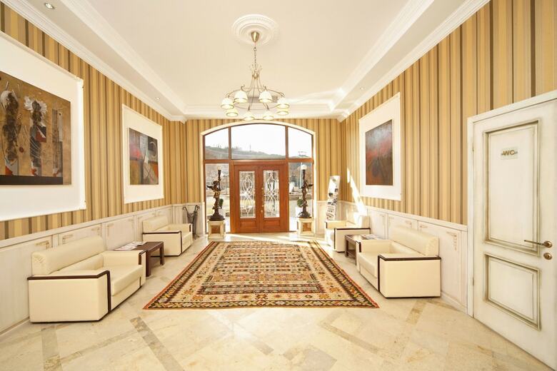 Kopala Rikhe Hotel