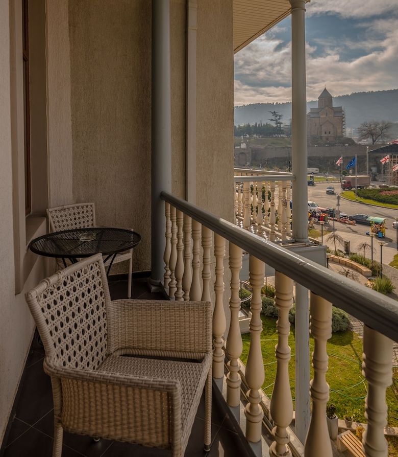 Kopala Rikhe Hotel