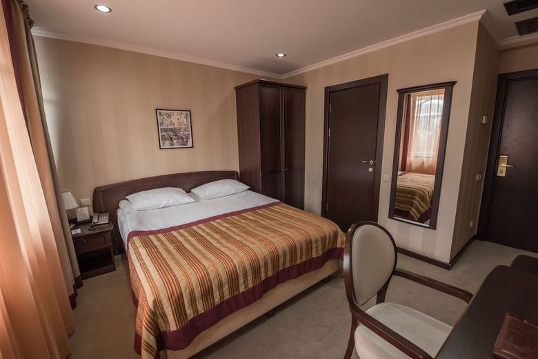 Kopala Rikhe Hotel