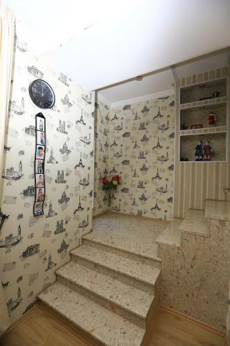Sopo's Motley Apartment