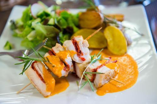Brit Hotel Blois - Le Pr�ma