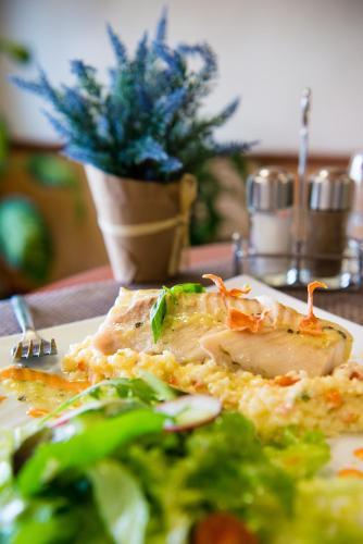 Brit Hotel Blois - Le Pr�ma
