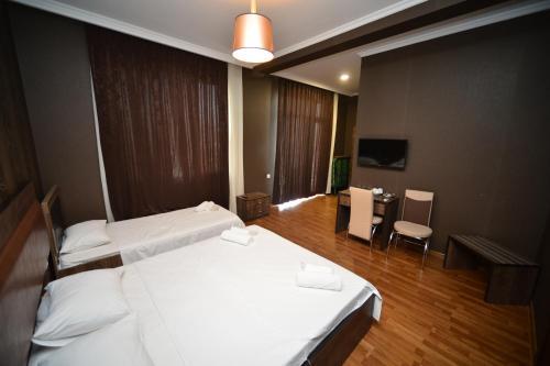 Hotel Holiday House Batumi