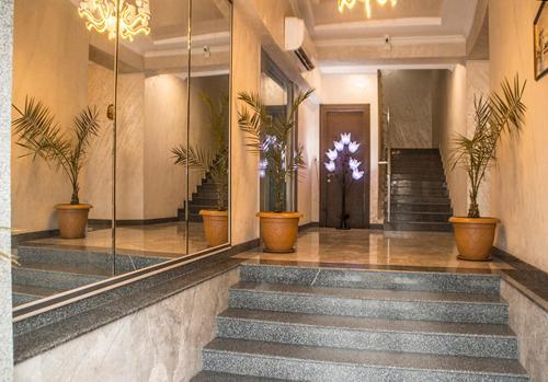 Hotel Holiday House Batumi