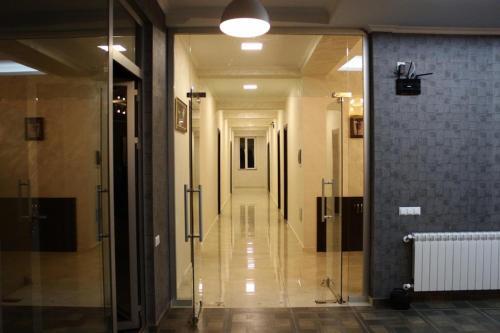 Hotel Holiday House Batumi