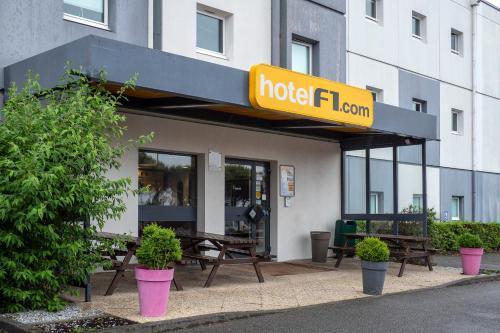 Hotelf1 Saint Nazaire La Baule