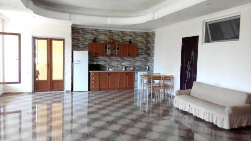 Guest House Avgia