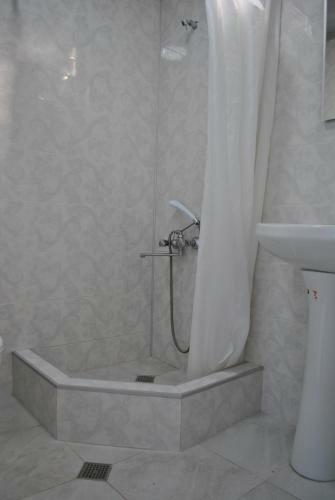 Hostal Guest House Los Angisa