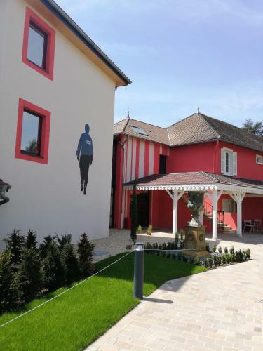 Hotel Les Maritonnes Parc & Vignoble