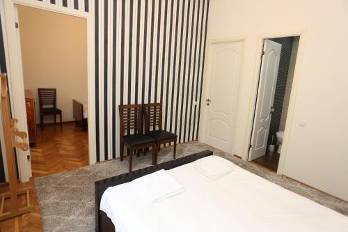 Hostal Guest House Pirosmani 60