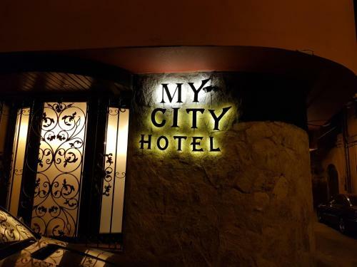 Hostal City Hotel