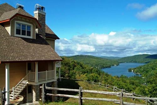 Hotel Cap Tremblant Mountain Resort