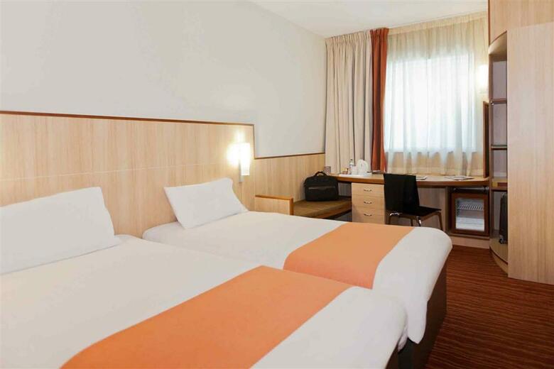 Hotel Ibis Al Barsha