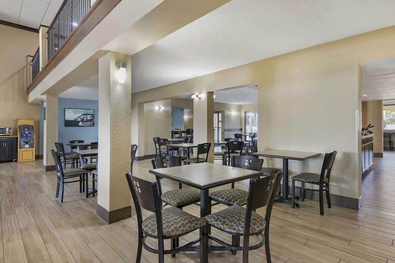 Hotel Holiday Inn Express Daytona Speedway