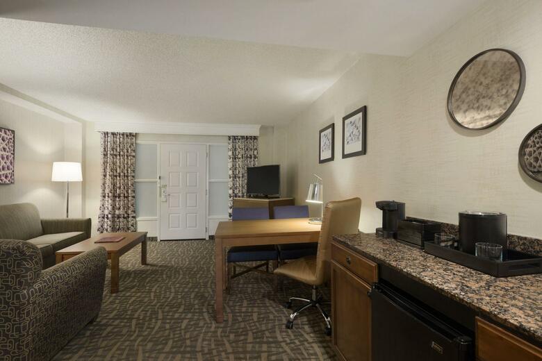 Hotel Embassy Suites Santa Ana - Orange County Airp