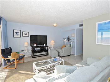 Hotel Resortquest Rentals At Islander Condominiums