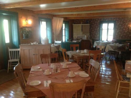 Posada Auberge Des �les