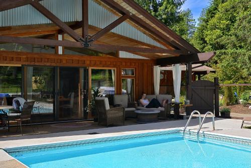 Hostal Casa Bella Guesthouse On Sechelt Inlet