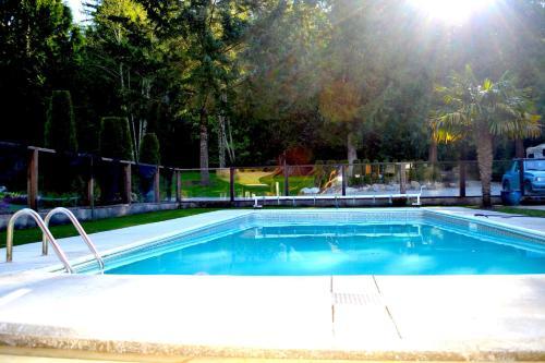 Hostal Casa Bella Guesthouse On Sechelt Inlet