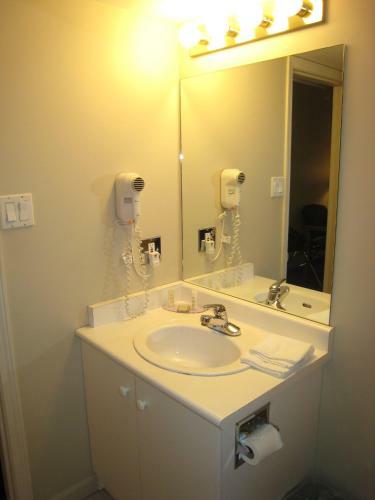 Hotel Super 8 By Wyndham Castlegar Bc