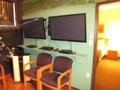 Hotel Super 8 By Wyndham Castlegar Bc
