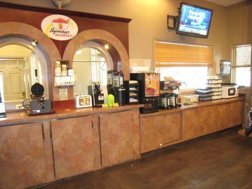 Hotel Super 8 By Wyndham Castlegar Bc
