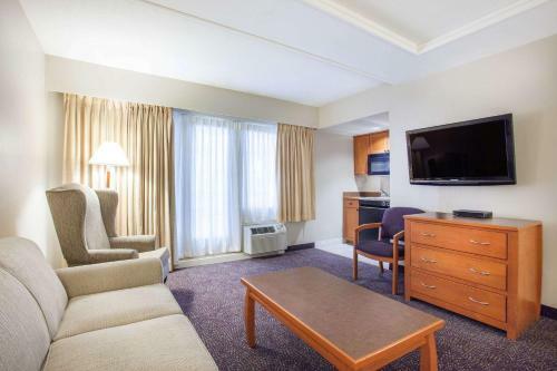 Hotel Super 8 By Wyndham Castlegar Bc
