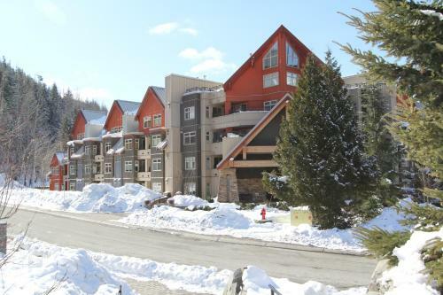 Apartamentos Accommodations By Whistler Retreats